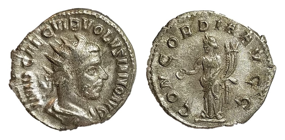 Volusian CONCORDIA AVGG standing antoninianus Rome.jpg