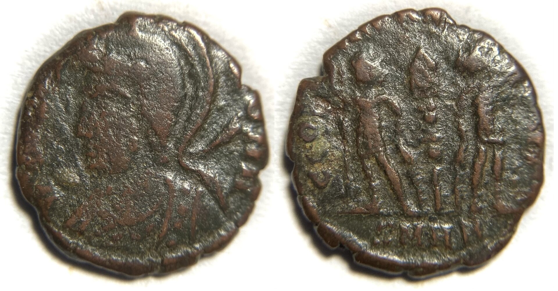 Vrbs Roma RIC VII 156.JPG