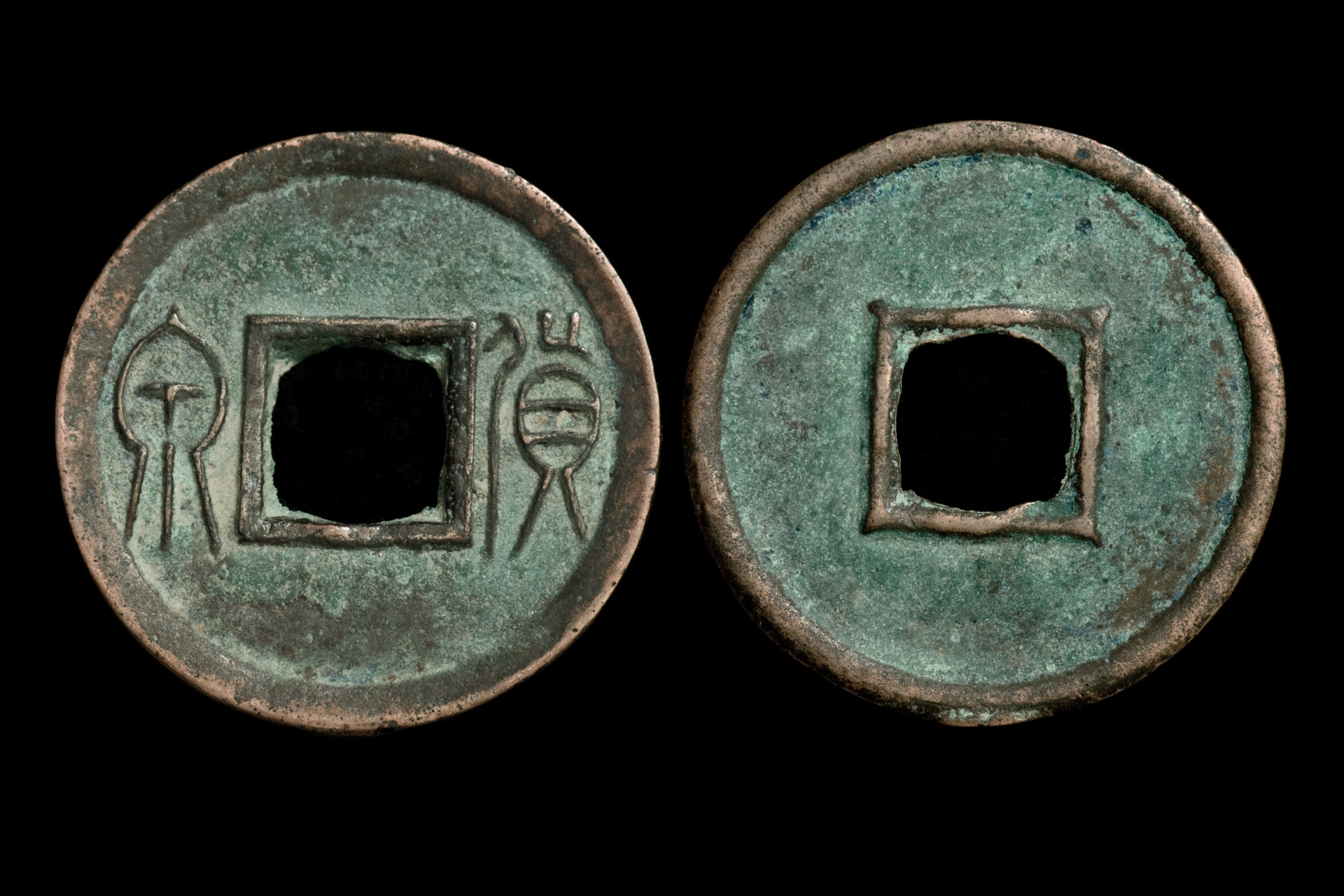 wang19a.jpg