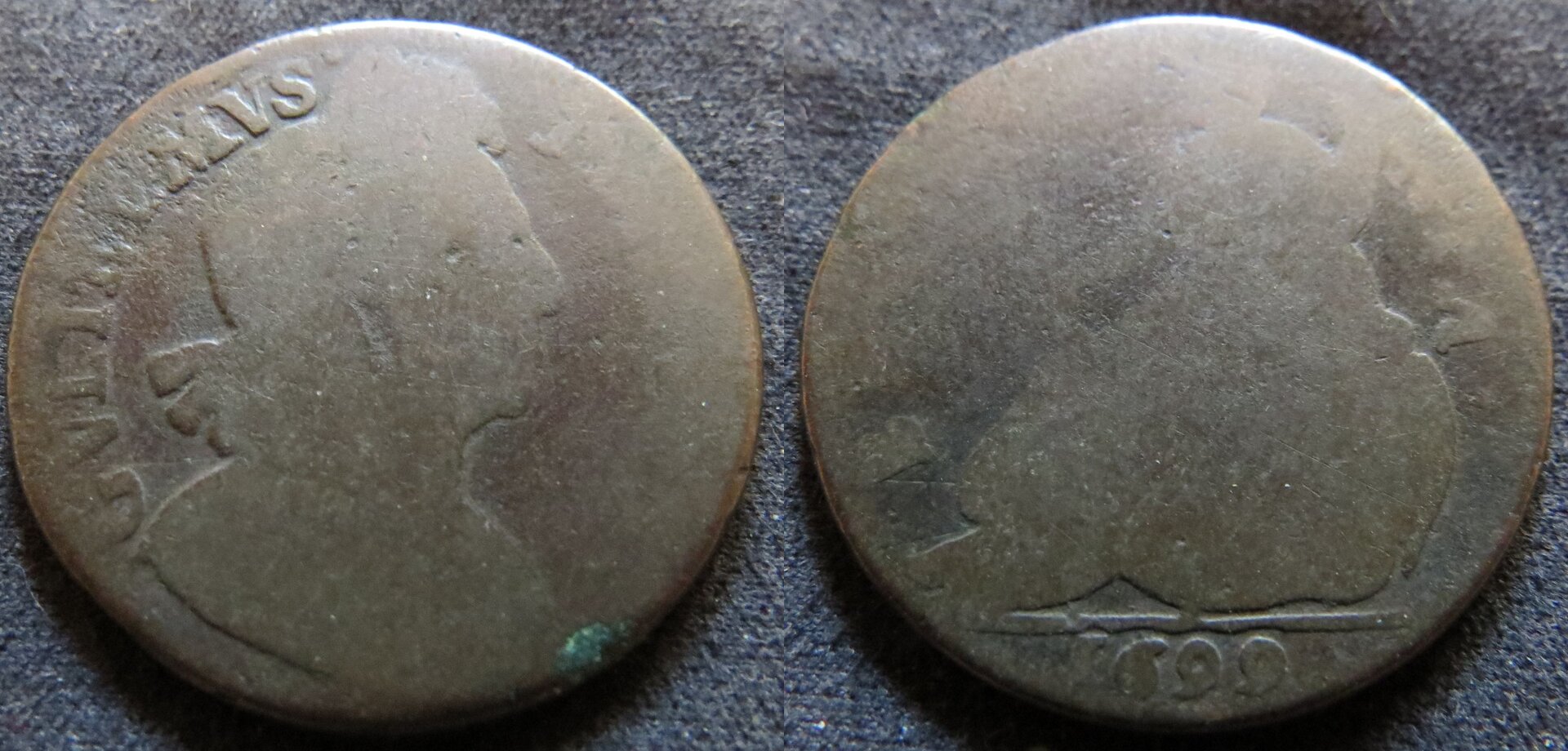William III Halfpenny 1699.jpg