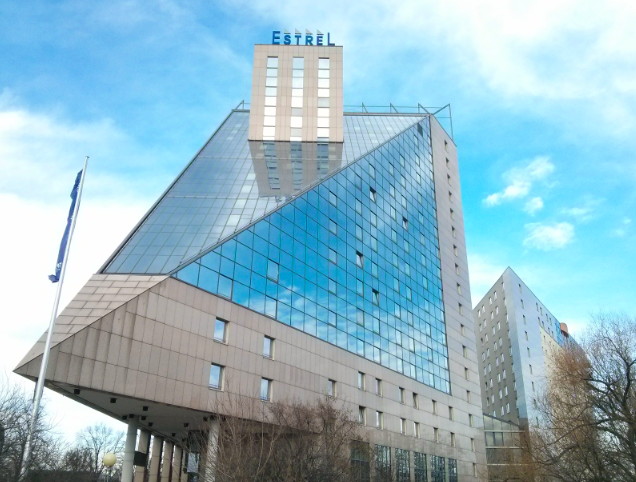 wmf02.jpg