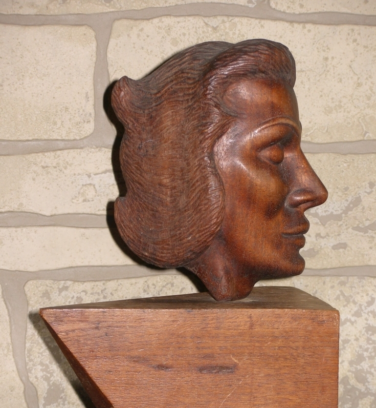 wooden head3.jpg