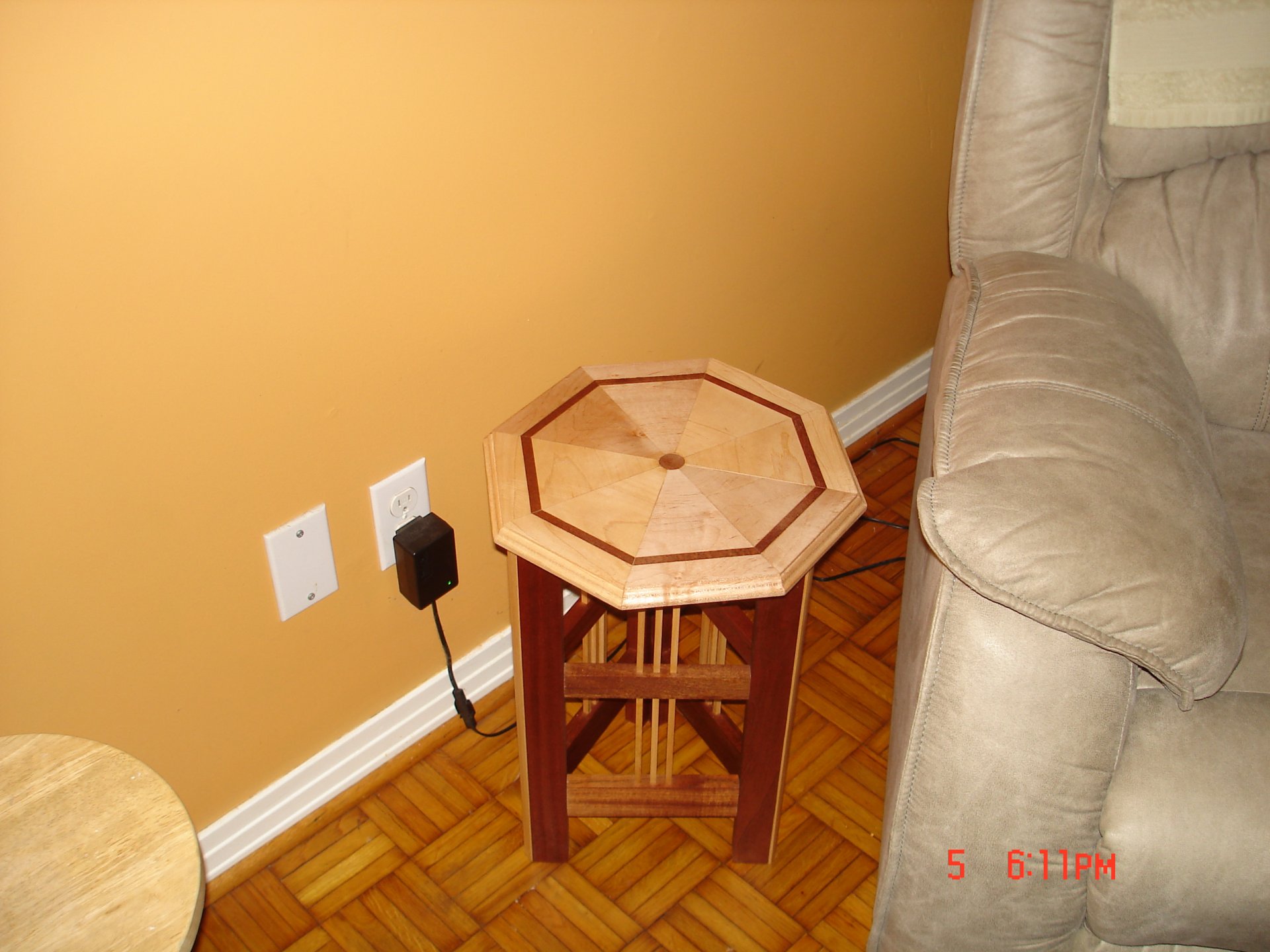 woodwork 001.JPG