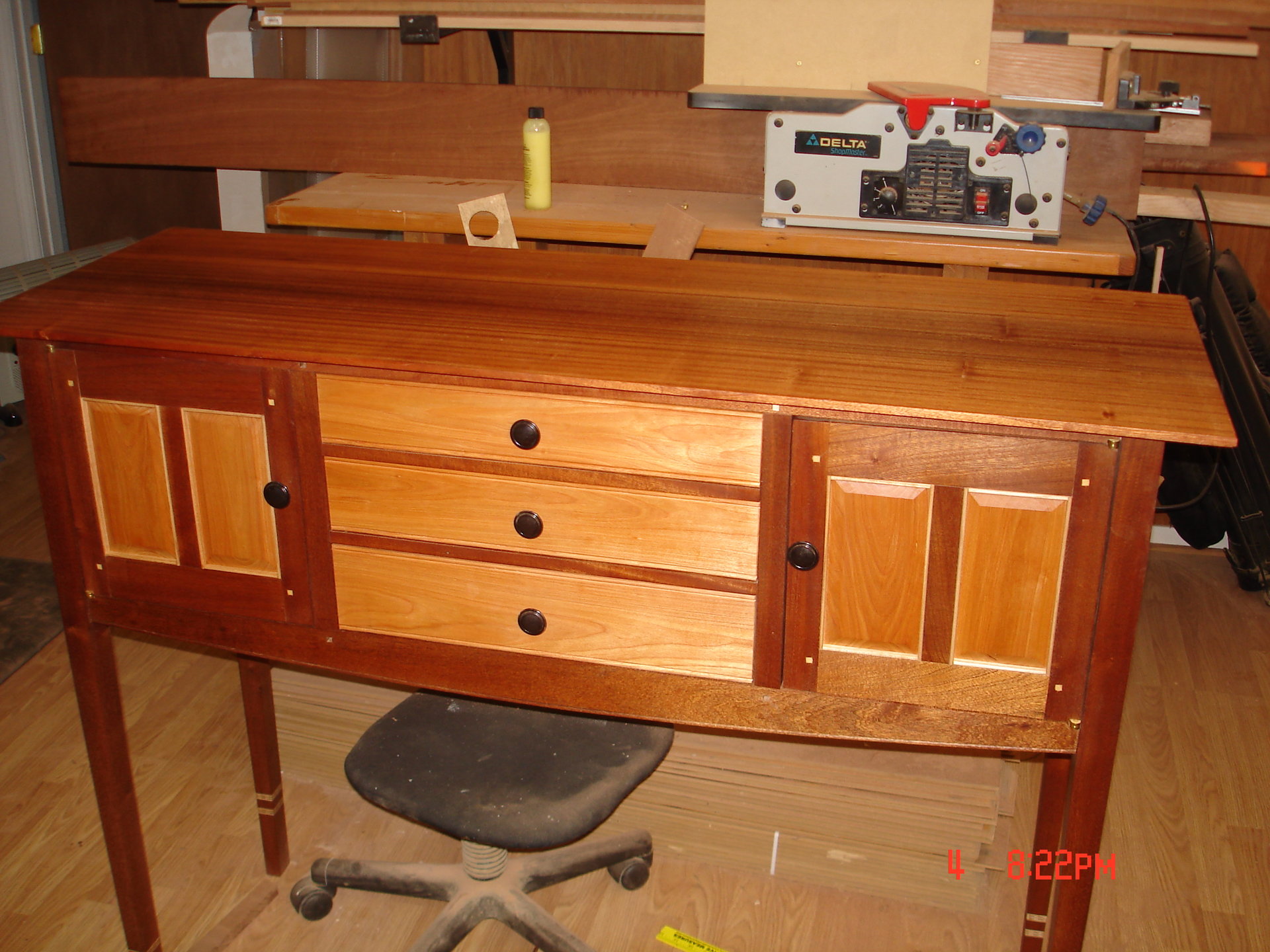 woodwork 002.JPG