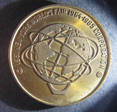 Worlds Fair token 1964 1965 back.jpg