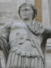 220px-Campidoglio,_Roma_-_Costantino_II_cesare_dettaglio.jpg