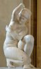 venus accroupie louvre.jpg