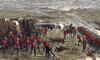 5-Highlanders-inside-the-square-at-Gingindlovu.jpg