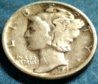 Z Follow Pic Dime 1945 A1.jpg