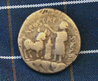 moneda face.jpg