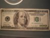 $100 15400001.jpg