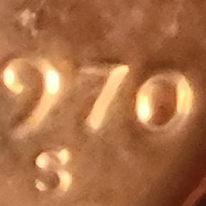 1970 extra small date S mint