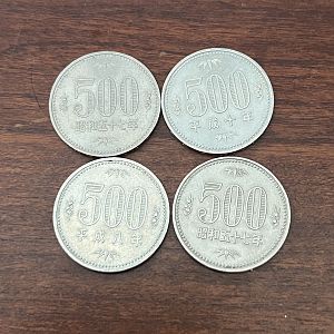 500 yen coins