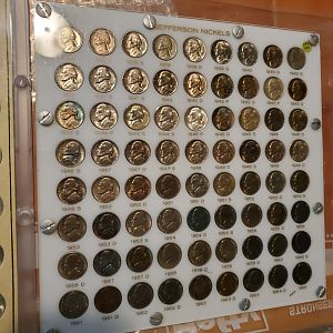 Capital Coin Holder Set