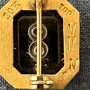 1852 High School Pin Reading, Pennsylvania 10K