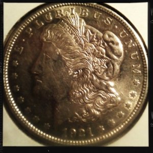 1921 P in 65 S$1