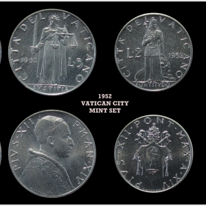 1952 Vatican Mint Set