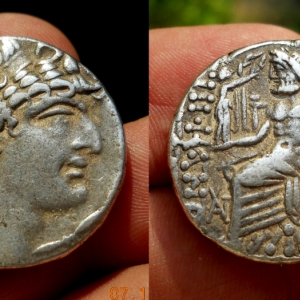 JWT 137 Philip I Philadelphos Zeus