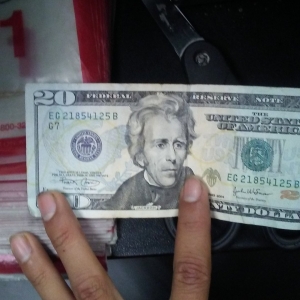 2004 bill with blue eagle stamped instead of black?