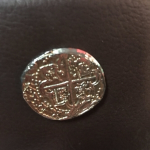 ?? Anyone know what this is or can someone tell me how to find out? Found in a car I bought