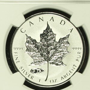 Canadian reverse proof tank privy 1oz of ultra pure silver.