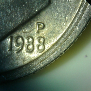 Right Lens, offcenter.