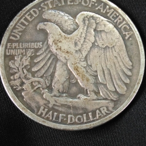 1943