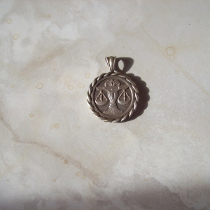 Libra obverse