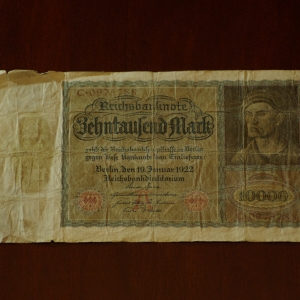 Germany 10,000 Mark Reichsbanknote