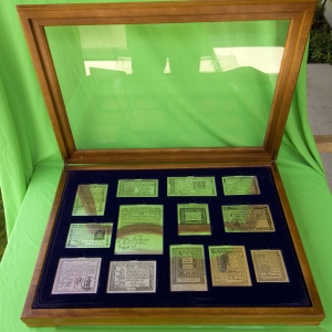 Sterlnig Silver Replicas of Note plate 8