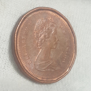 1986 Elizabeth II 2nd portrait 12 sided 1 Cent Obverse