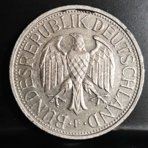 1983 F 1 Deutsche Mark Obverse