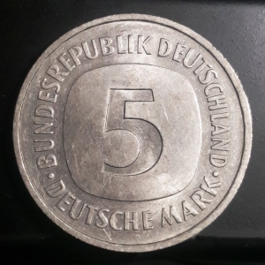 1975 G 5 Deutsche Mark Obverse