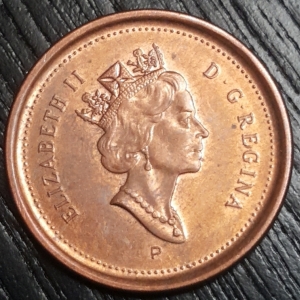 2003 P Elizabeth II 3rd portrait (magnetic) 1 Cent Obverse