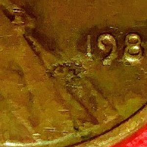 1982 penny with various defects