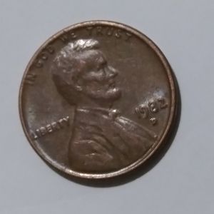 1982 d large or not