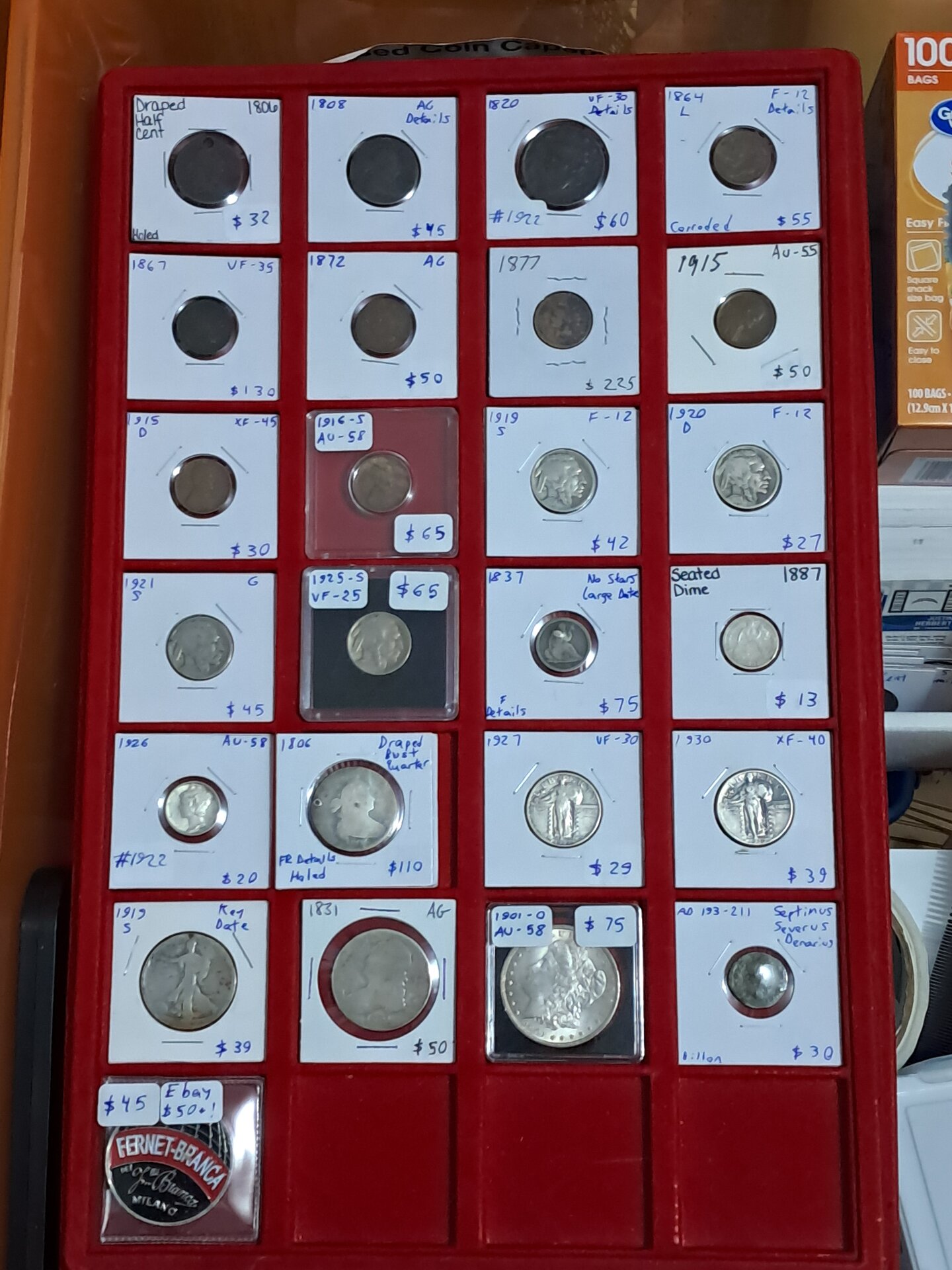 retail-coin-tray